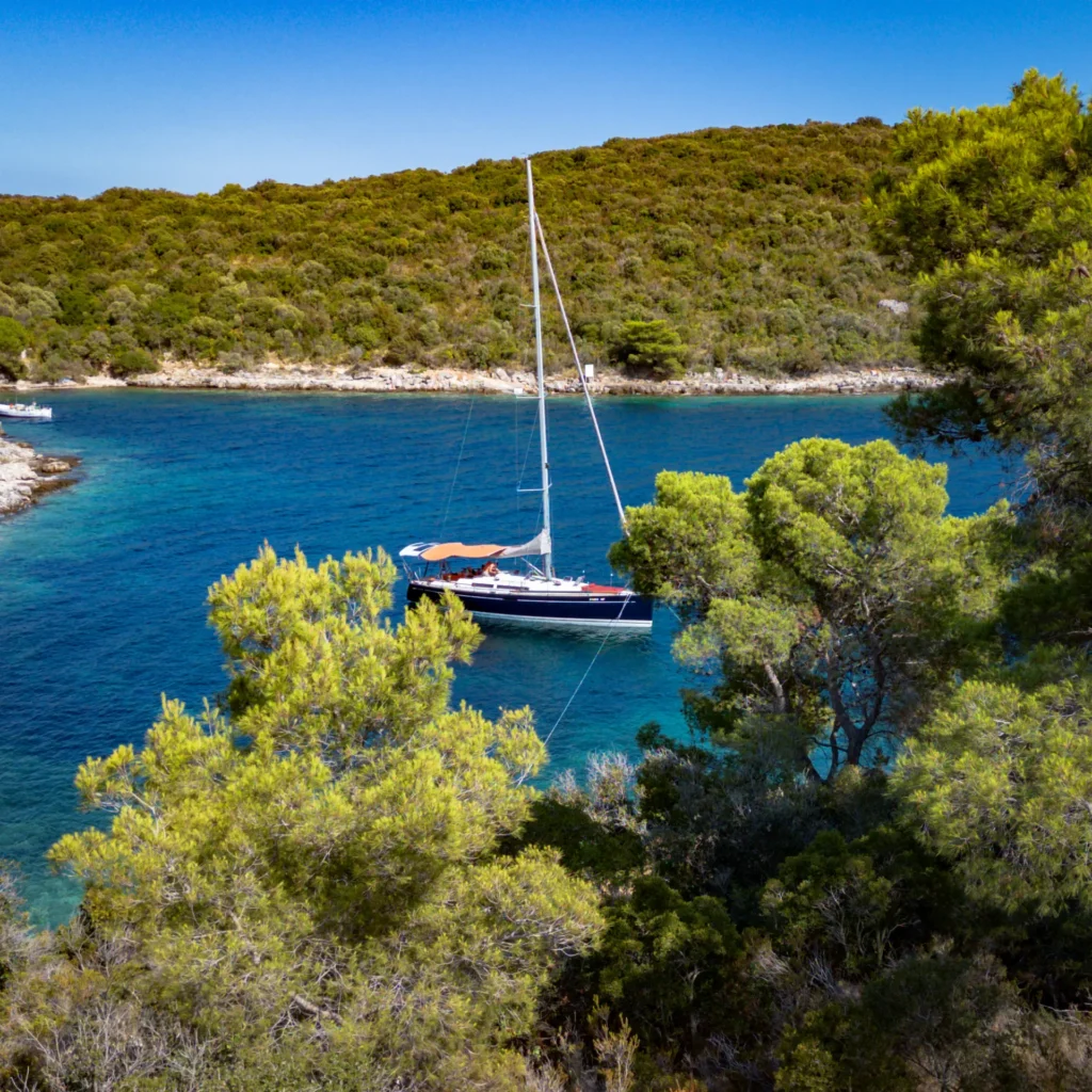 private sailing tour Hvar