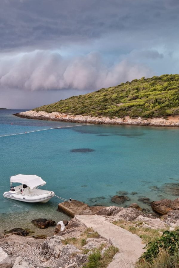 Milna Bay-Vis Sailing Tour (6)